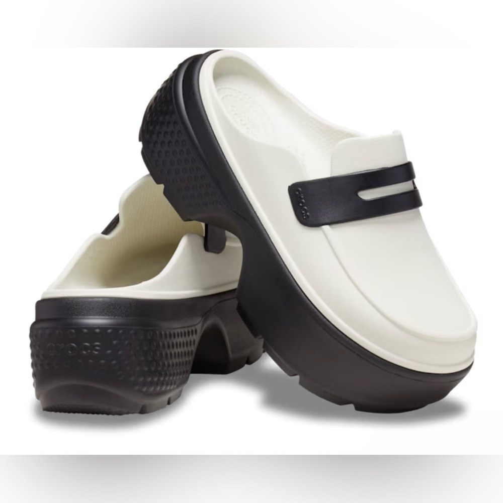 Crocs Stomp Loafer Women size 8 Men size 6